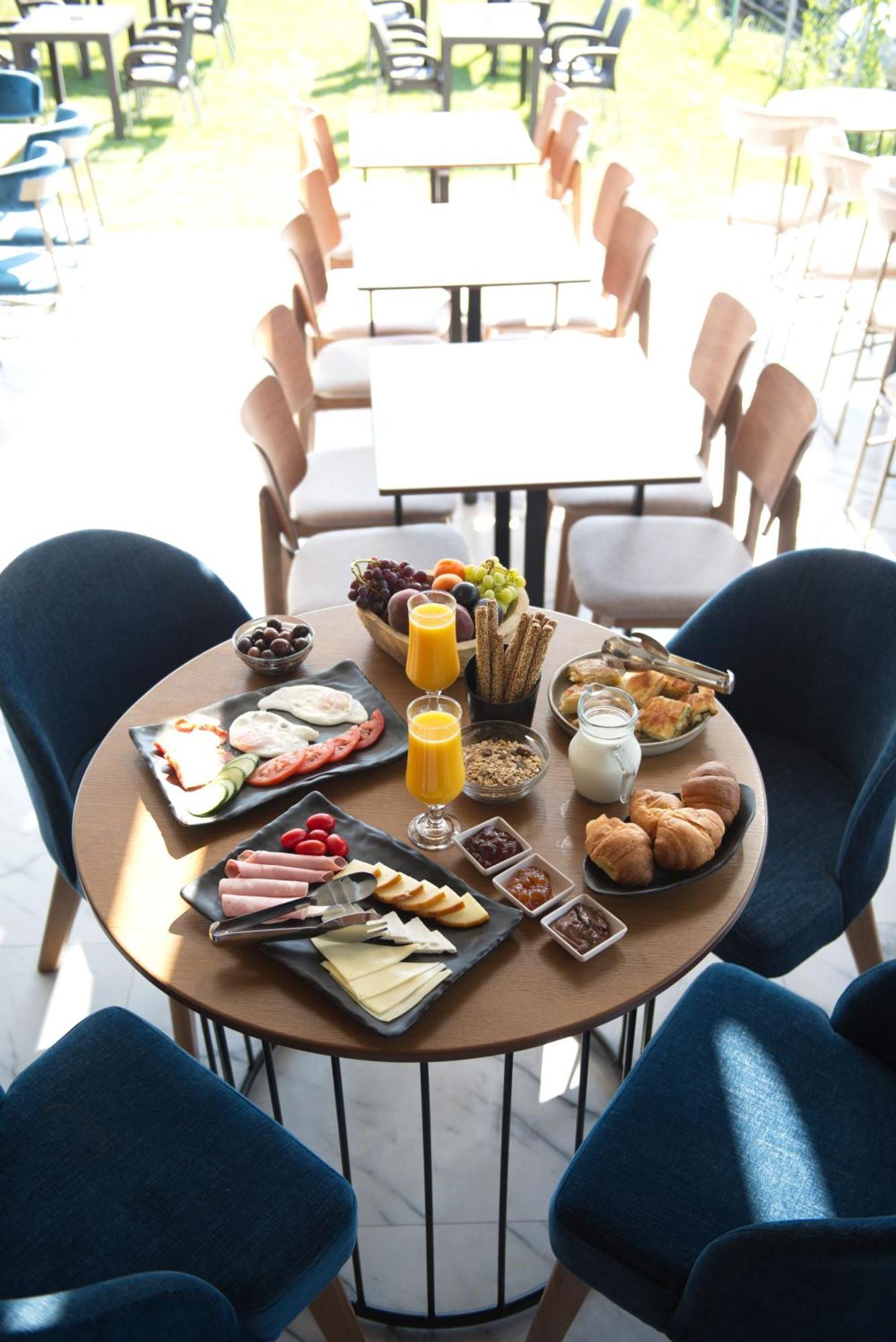 Aegean Blue Apartments & Suites Лептокария Екстериор снимка